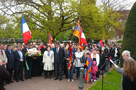 24 avril 2012 Strasbourg Arménie génocide feuille2chouphoto