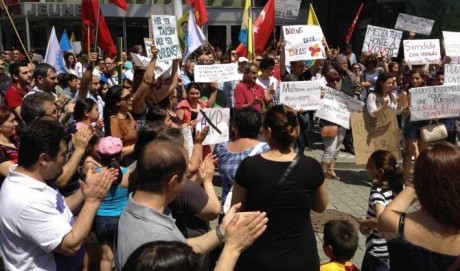 ils-etaient-200-a-manifester-hier-porte-jeune-contre-le-gouvernement-erdogan-photo-dna-a-c